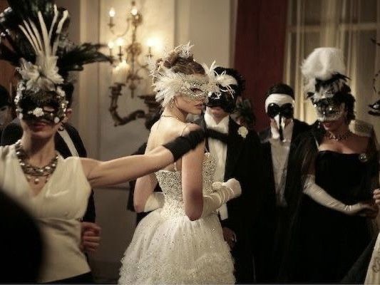 ccbook Chiara Venturelli IL GIOCO DI UNA NOTTE festa in maschera